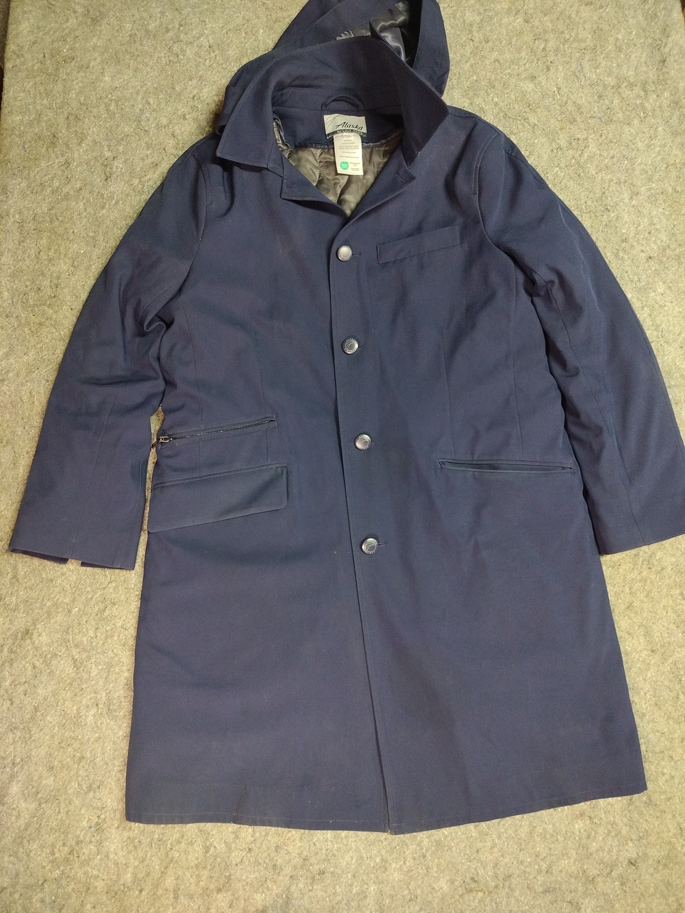 Alaska Airlines Flight Attendant Luly Yang  Uniform Trench Coat Atlas Size 40REG